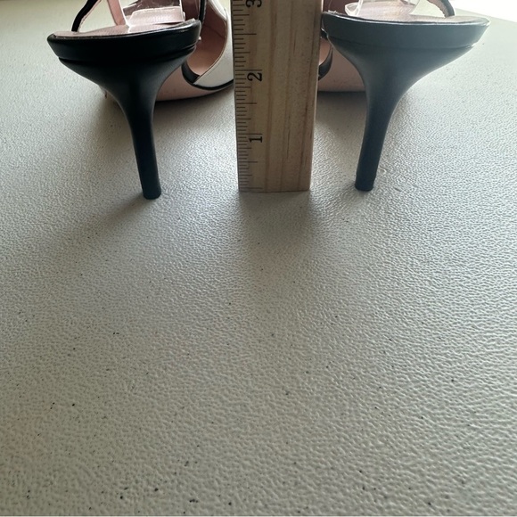 KateSpade Sabina pumps white brown leather with black and clear slingback straps - Picture 5 of 13